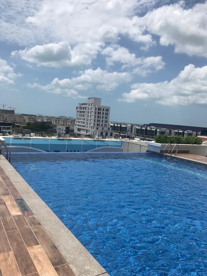 Symphony Suite @ The Wave Malacca Екстериор снимка